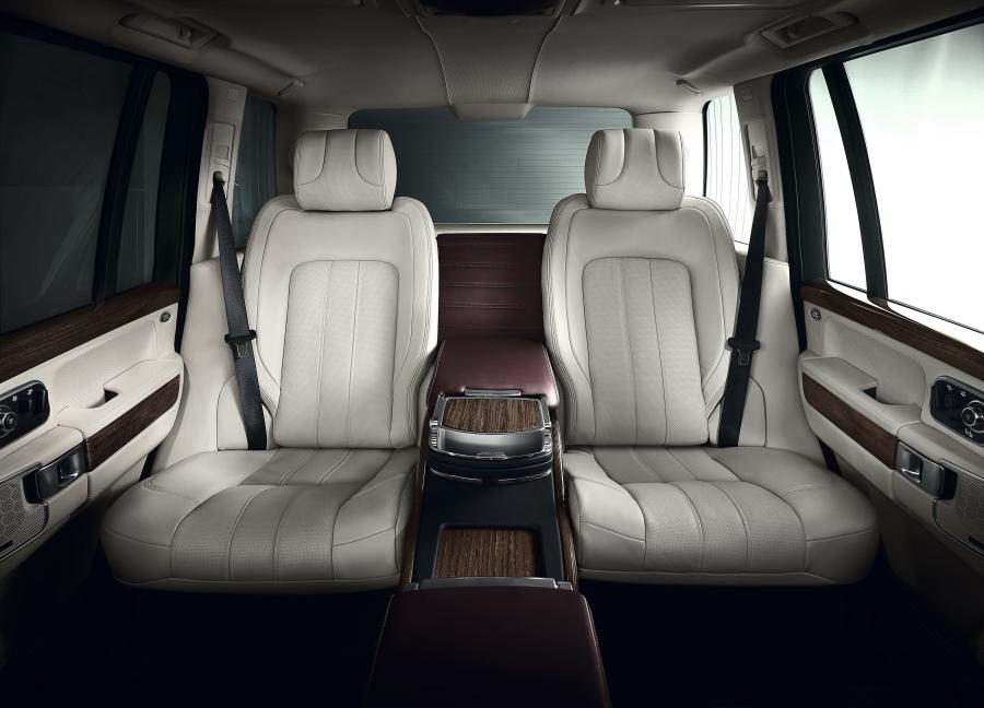  Land Rover Range Rover Autobiography Ultimate Edition 2011 года  (фото 3 из 8)